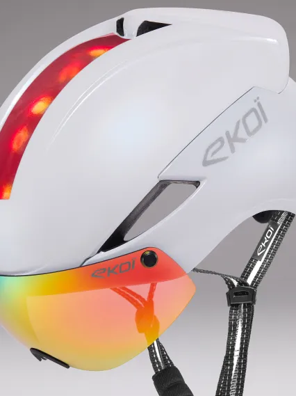 Casque EKOI Perf AERO16 Blanc LTD Holo Rouge