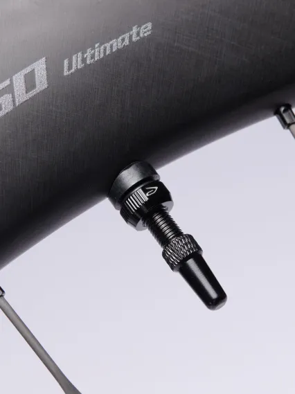 Paire de Roues EKOI Carbone 50mm Full Black Shimano White