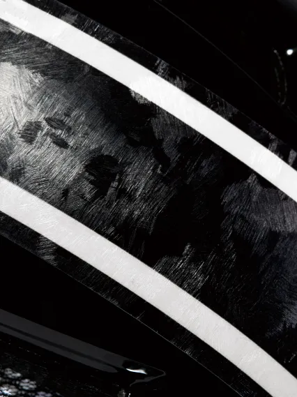 Casque urbain EKOI CITY STYLE Noir Ecran Bande Carbone forgé Blanc