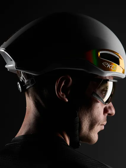 Lunettes EKOI Racing S-AERO Noir Silver ZEISS Black Hole Cat3