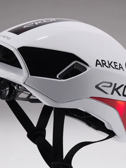 Casque EKOI Racing R-AERO Proteam ARKEA B&B Hotels