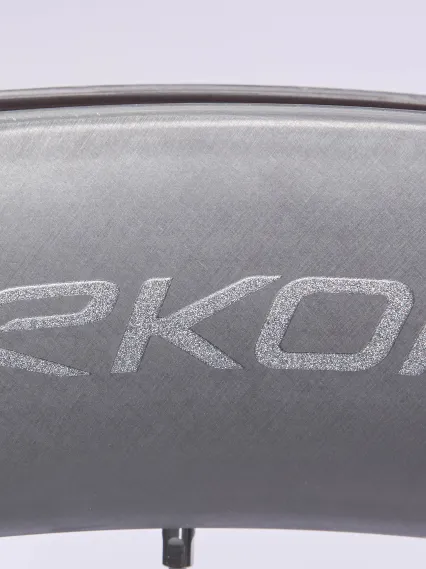 Paire de Roues EKOI Carbone 50mm Full Black Shimano Silver