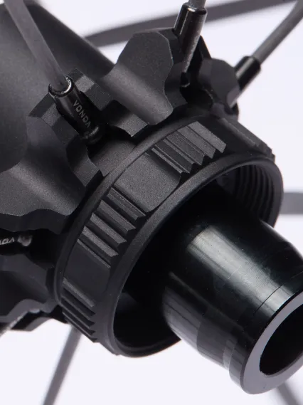 Paire de Roues EKOI Carbone 50mm Full Black Shimano Silver