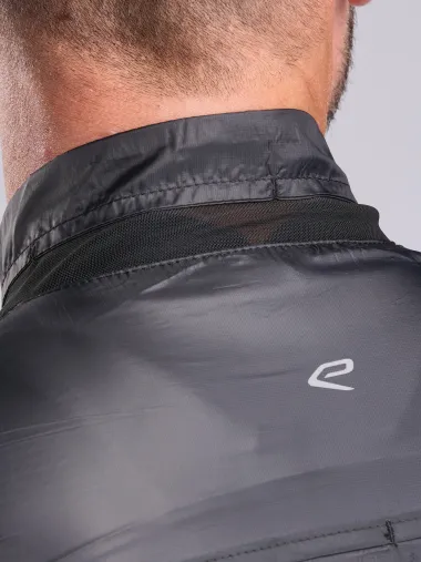 Veste coupe vent EKOI Perf WINDPROOF LIGHT POCKET Noir