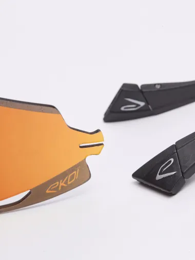 Lunettes EKOI Perf CARBON28 Infinite Mirror Red